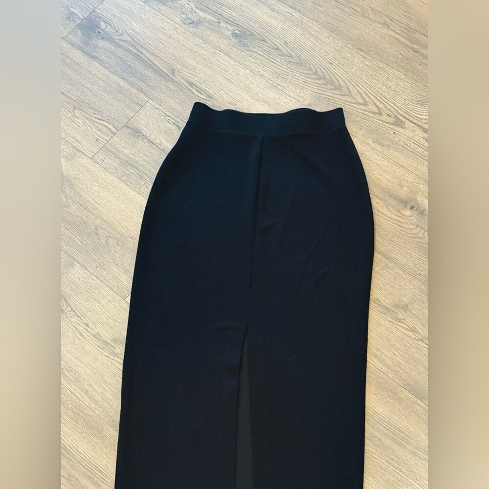 Express Classic Black Pencil Skirt - Picture 3 of 3